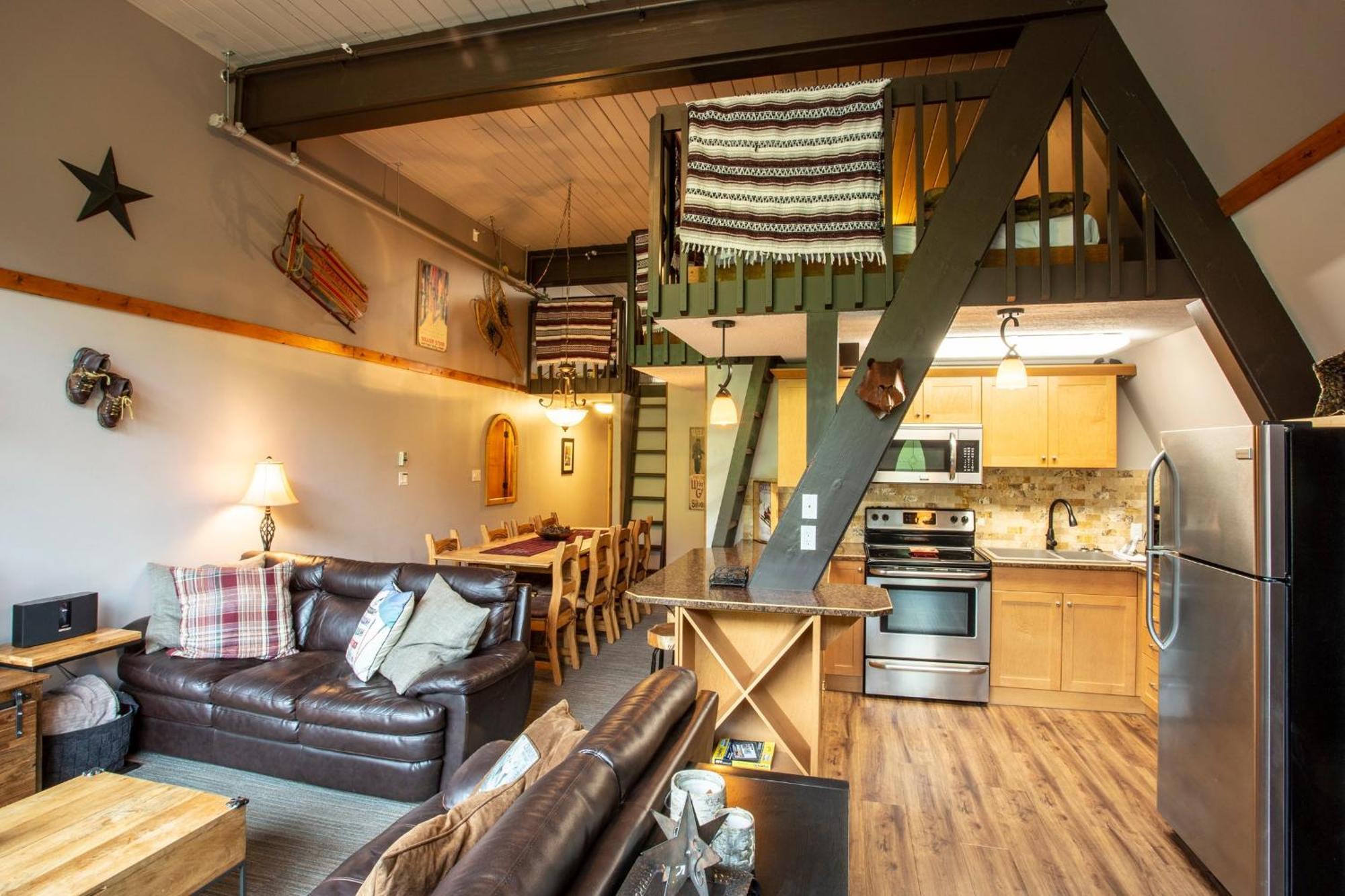 The Pinnacles Suites & Townhomes Silver Star Luaran gambar