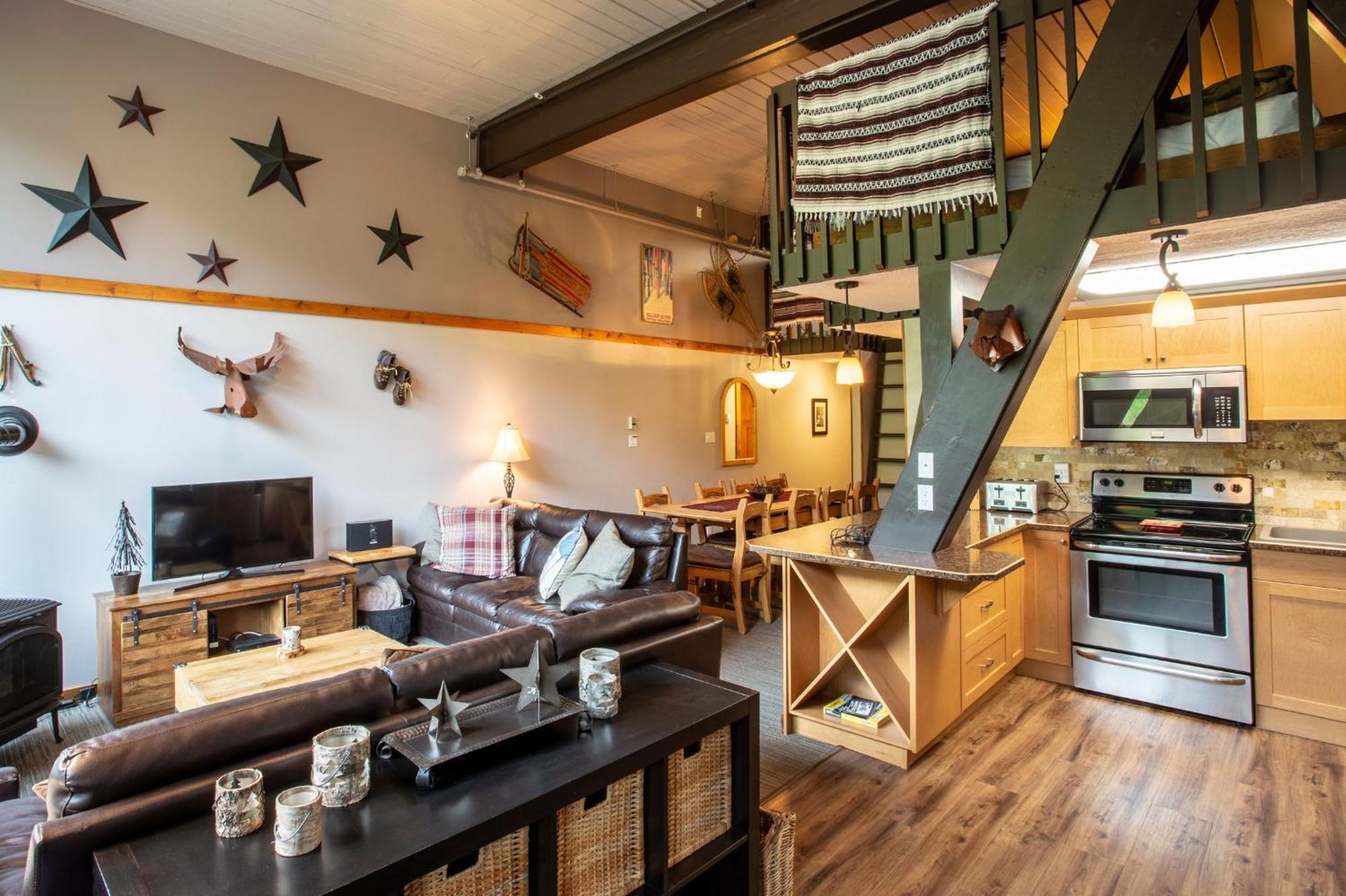 The Pinnacles Suites & Townhomes Silver Star Luaran gambar